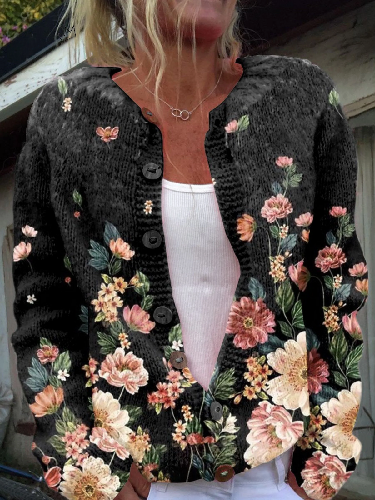 Monique | Cardigan Noir Fleuri