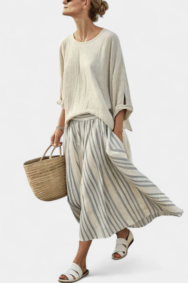 Aurora – blouse confortable et jupe midi à rayures
