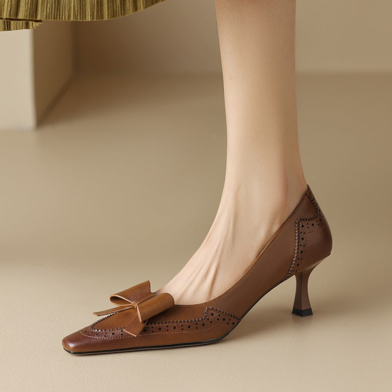 Claire | Escarpins à Ruban et Perforations