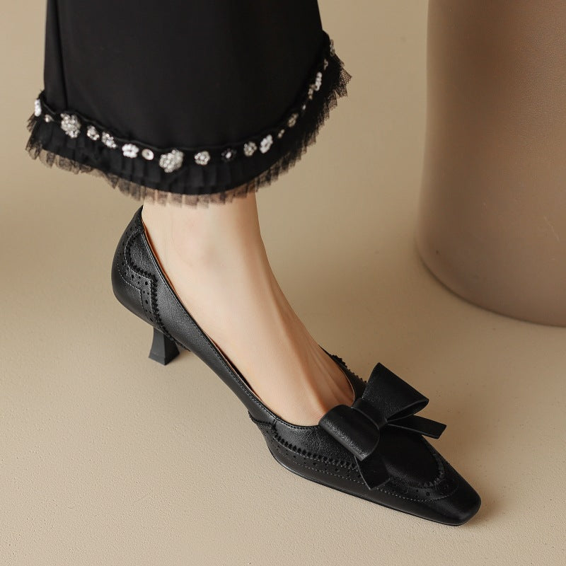 Claire | Escarpins à Ruban et Perforations