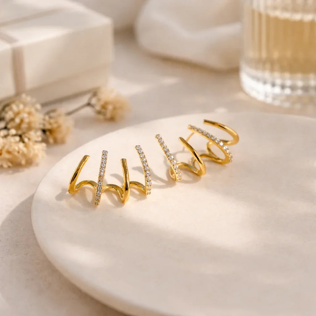 Yasmin | Boucles d’oreilles style griffe avec zircons