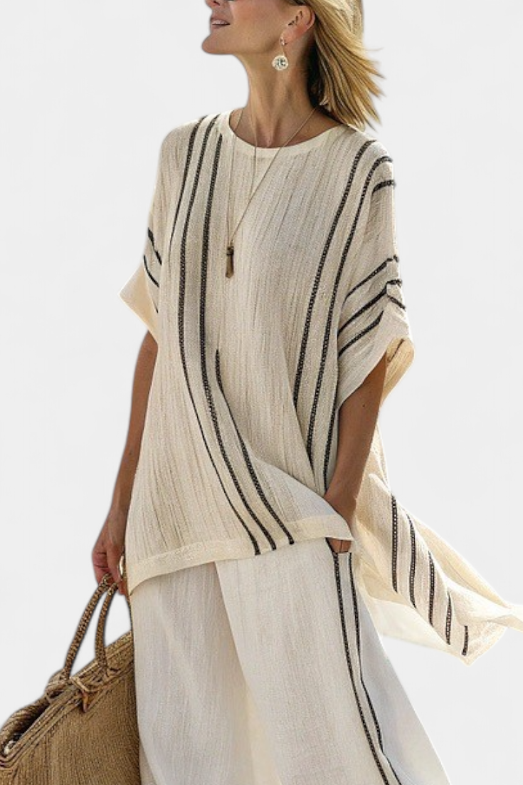 Raffaella – blouse en lin beige élégante et pantalon à rayures noires