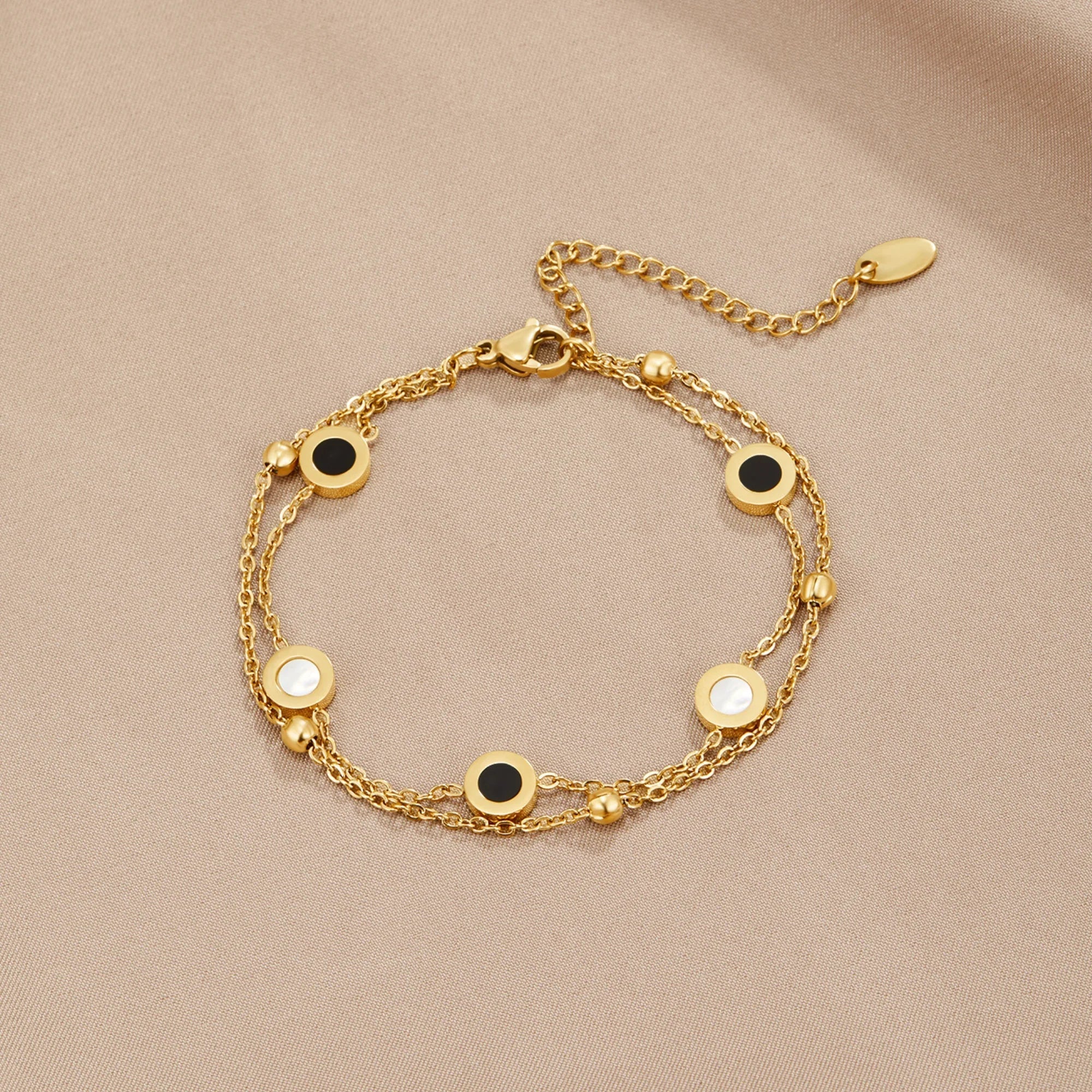 Victoire | Bracelet en Onyx et Pierre Blanche