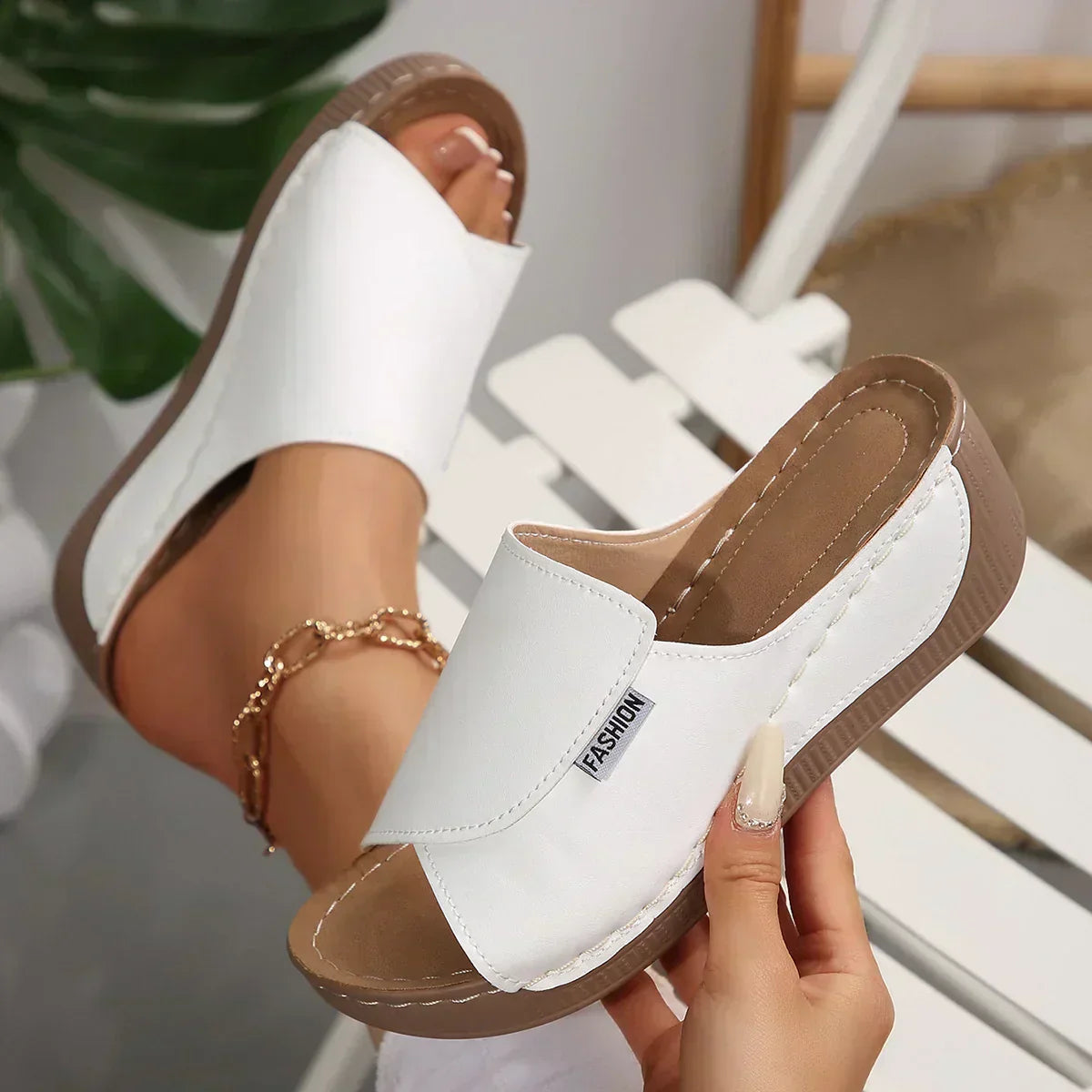 Rumi | Mules Orthopédiques Ajustables