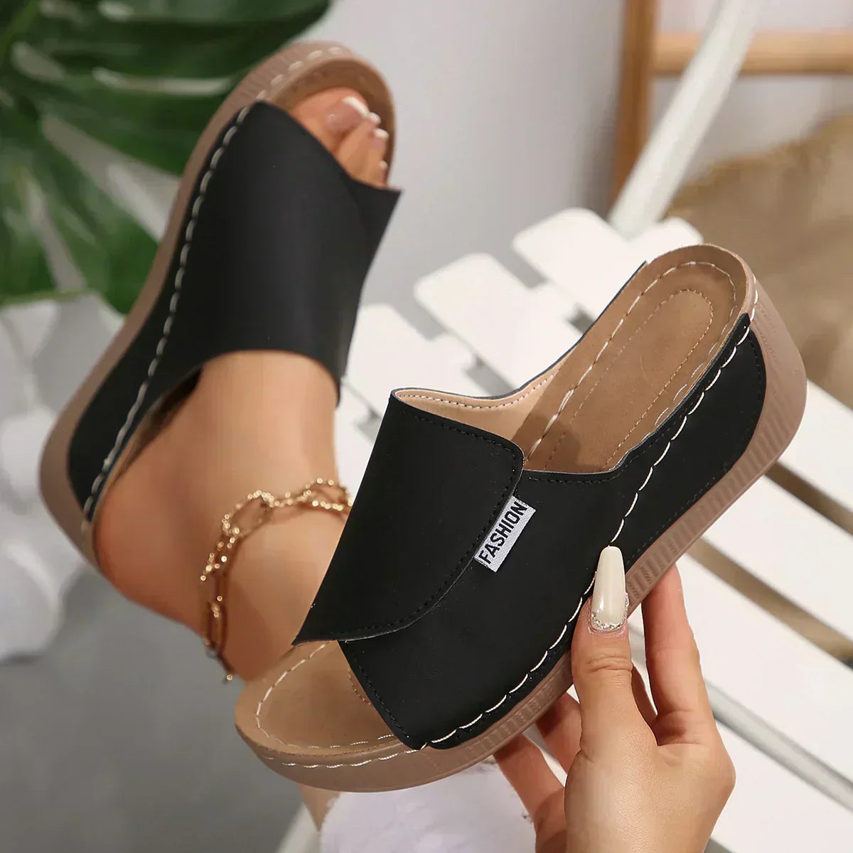 Rumi | Mules Orthopédiques Ajustables