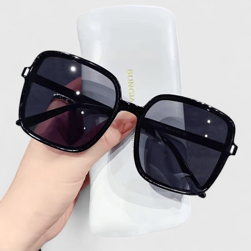Auriane | Solaires Oversize Glamour