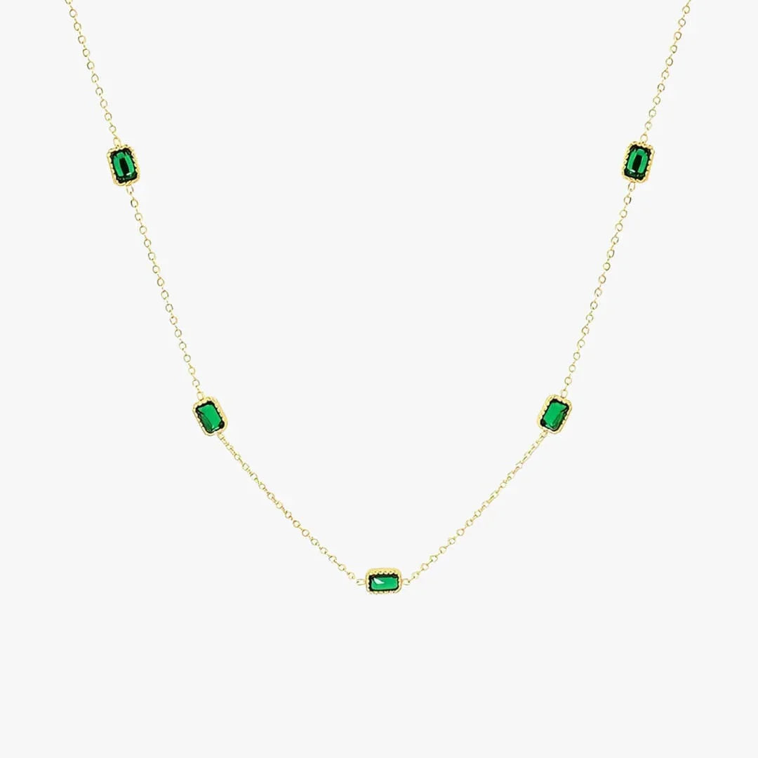 Apolline | Collier en chaîne dorée avec pierre verte