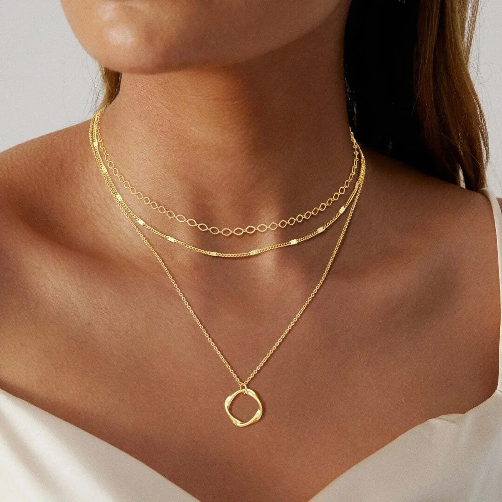 Pauline | Collier Pendentif Classique en Couches Dorées