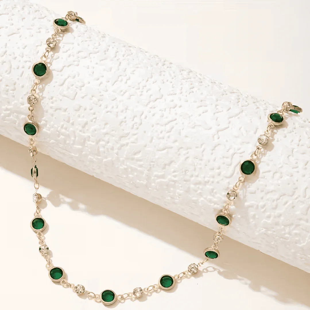 Victoire | Collier de Station Émeraude Verdante